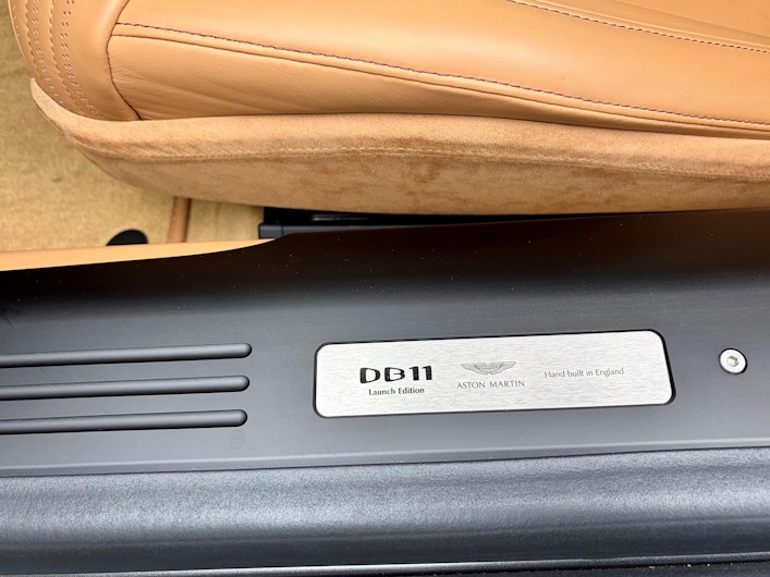 immagine del veicolo ASTON MARTIN DB11