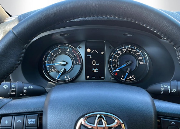 Vehicle image 9 Vehicle image 9