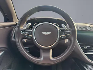 Aston Martin DBX 707 4.0 V8 Bi-Turbo
