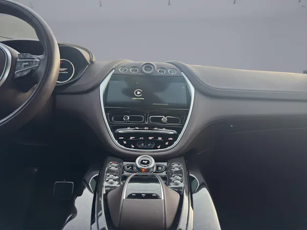 Aston Martin DBX 707 4.0 V8 Bi-Turbo