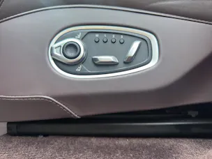 Aston Martin DBX 707 4.0 V8 Bi-Turbo