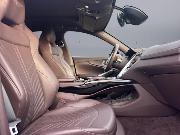 Aston Martin DBX 707 4.0 V8 Bi-Turbo