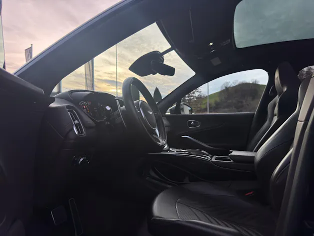 Aston Martin DBX 707 4.0 V8 Bi-Turbo