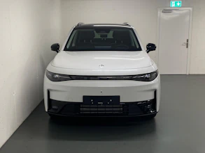 https://vehicle.imgix.net/4190625/2d2b676c-c2b4-481b-91f3-a09dcf70f531.jpeg