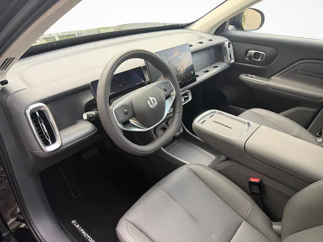 Leapmotor B10 1.5 Hybrid EV