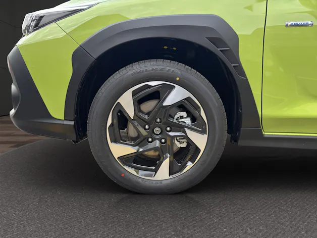 Subaru Crosstrek 2.0i e-Boxer Swiss Plus