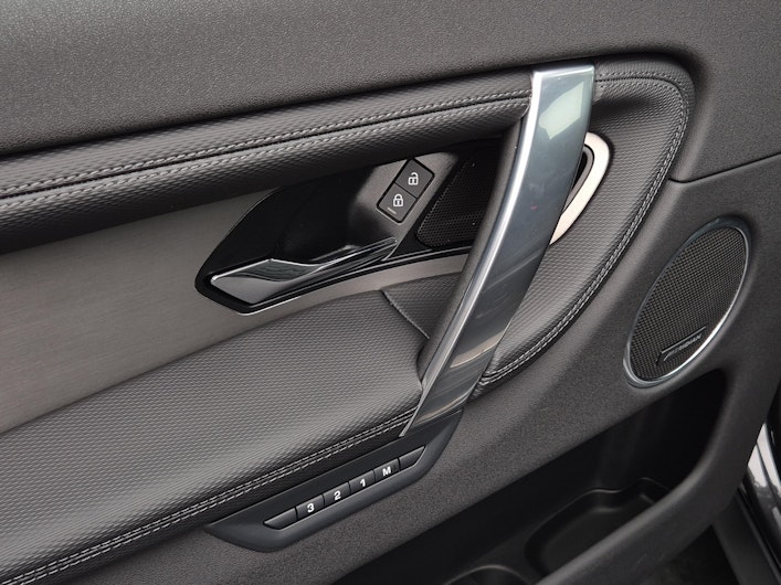 immagine del veicolo LAND ROVER DISCOVERY SPORT