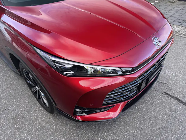 MG HS 1.5 PHEV Luxury