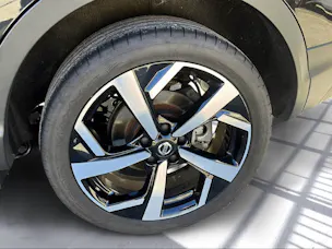 Nissan Qashqai 1.3 DIG-T 160 Tekna