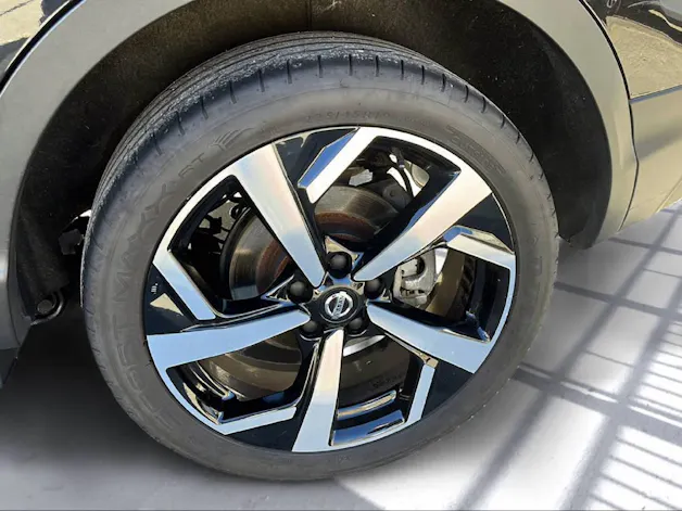 Nissan Qashqai 1.3 DIG-T 160 Tekna