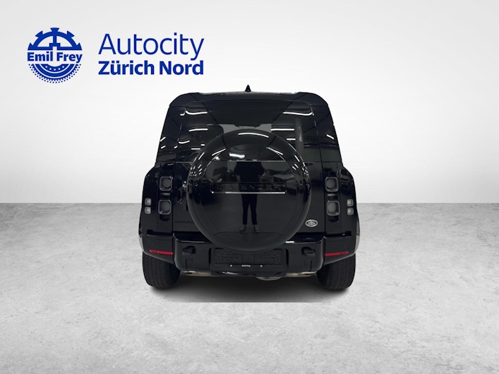 Vehicle image LAND ROVER DEFENDER