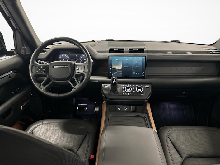 Vehicle image LAND ROVER DEFENDER