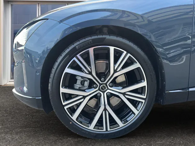 Volvo ES90 Ultra