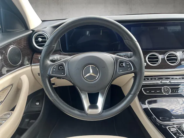 Mercedes-Benz E 400 Avantgarde 4matic