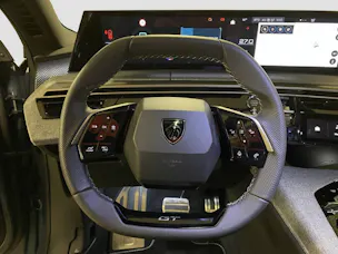 Peugeot 5008 1.6 PHEV GT