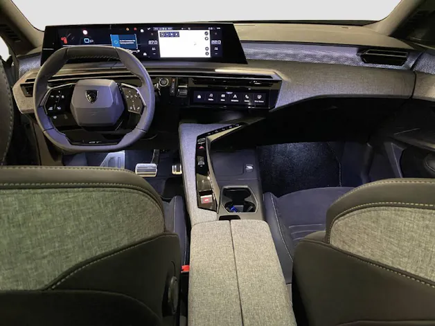 Peugeot 5008 1.6 PHEV GT