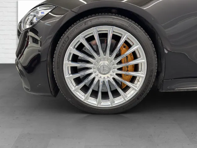 Mercedes-Benz AMG S 63 V8 Performance