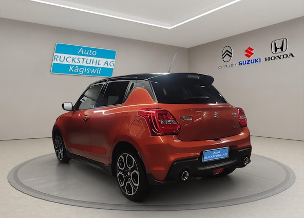 Vehicle image 4 Vehicle image 4