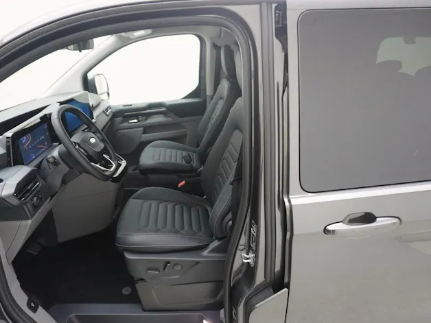 Ford Tourneo Custom L2 2.5 Plug-in-Hybrid Titanium X