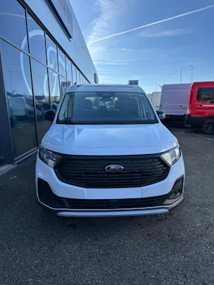 Ford TOURNEO CONNECT Grand 1.5 EcoB Active/PHEV/Aut.