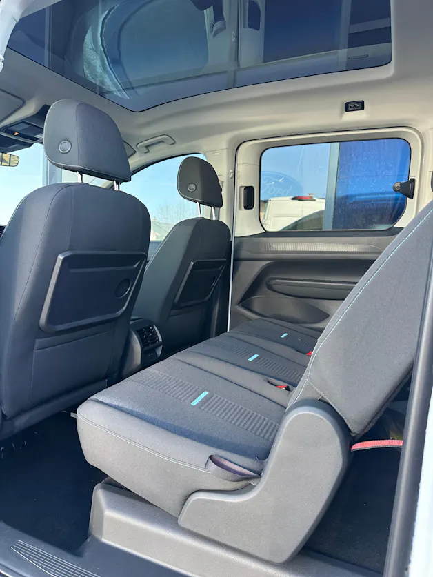 Ford TOURNEO CONNECT Grand 1.5 EcoB Active/PHEV/Aut.