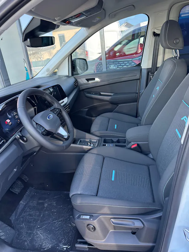 Ford TOURNEO CONNECT Grand 1.5 EcoB Active/PHEV/Aut.