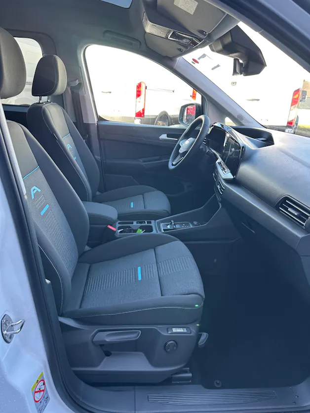 Ford TOURNEO CONNECT Grand 1.5 EcoB Active/PHEV/Aut.