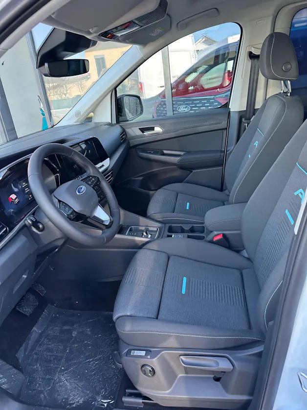 Ford TOURNEO CONNECT Grand 1.5 EcoB Active/PHEV/Aut.