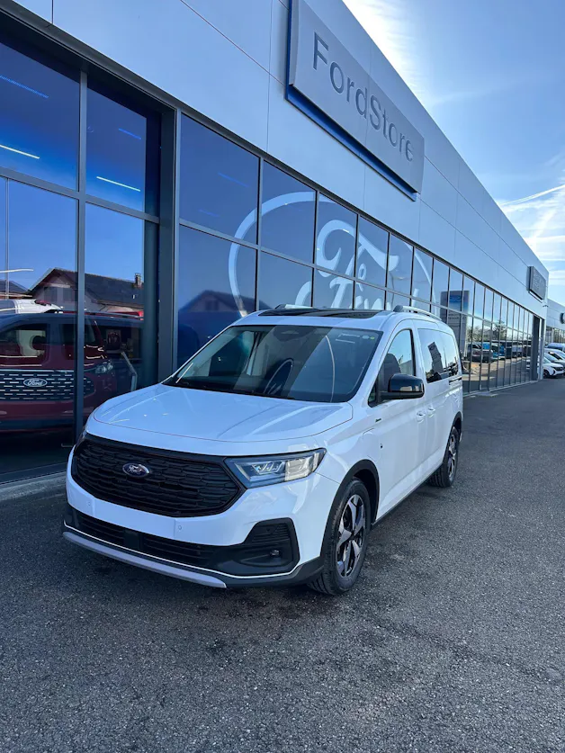 Ford TOURNEO CONNECT Grand 1.5 EcoB Active/PHEV/Aut.