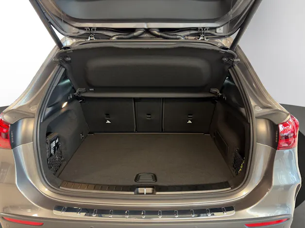 Mercedes-Benz GLA 220 4Matic 8G-DCT