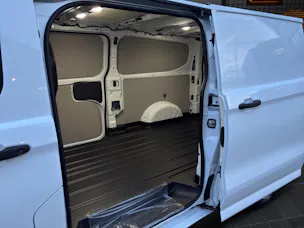 Ford Transit Custom Van 320 L2 2.0 EcoBlue 136 PS Trend