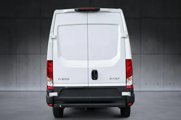 Iveco 35 S 14H A8 V