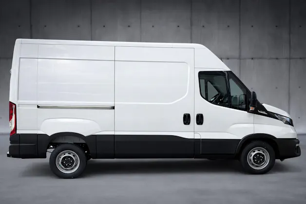 Iveco 35 S 14H A8 V
