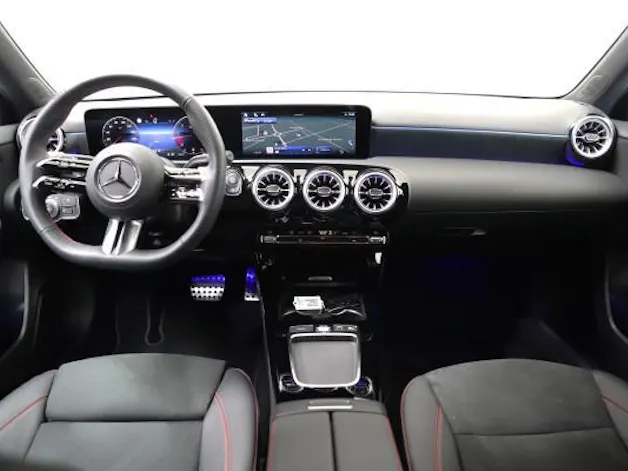 Mercedes-Benz A 180 d 8G-DCT