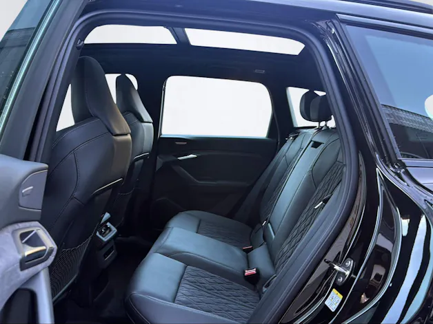 Audi SQ6 e-tron quattro
