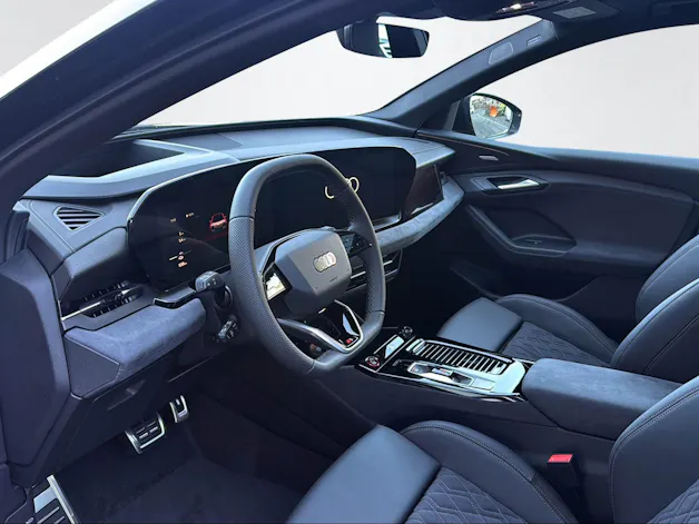 Audi SQ6 e-tron quattro