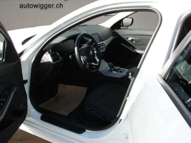 BMW 320d xDrive 48V Touring
