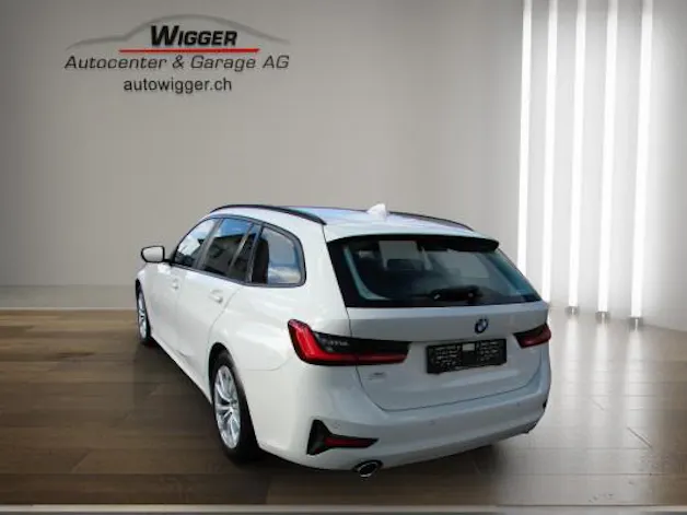 BMW 320d xDrive 48V Touring
