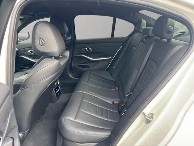 BMW 320d xDrive 48V Steptronic M Sport