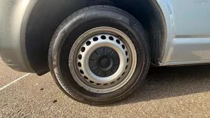 VW T6.1 2.0 TDI EINBAU-SCHRÄNKE 3200 KG!!!