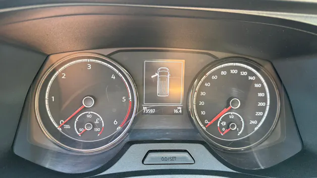 VW T6.1 2.0 TDI EINBAU-SCHRÄNKE 3200 KG!!!