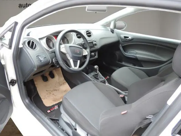 SEAT Ibiza SC 1.6 Sport