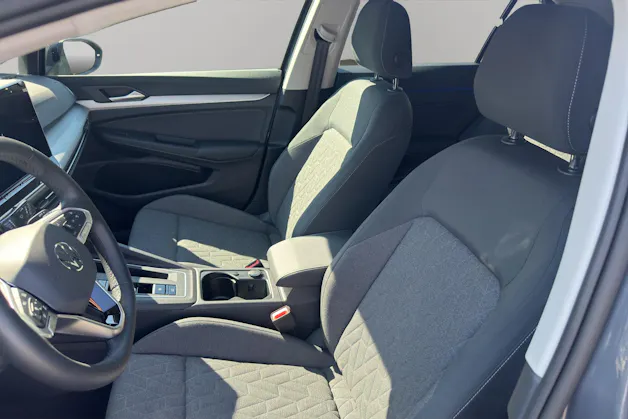 VW Golf 1.5 TSI PHEV Life