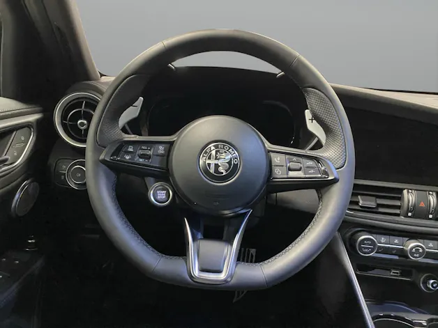 Alfa Romeo Giulia 2.0 Q4 280 Veloce P