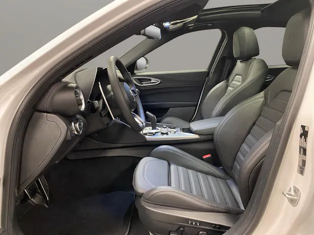 Alfa Romeo Giulia 2.0 Q4 280 Veloce P