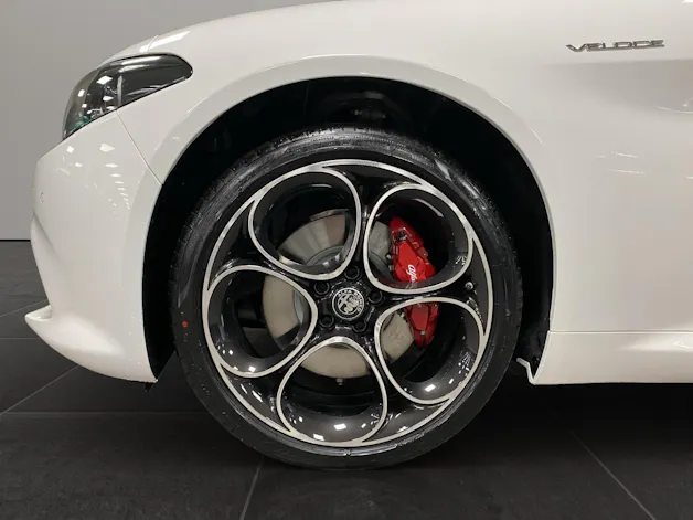 Alfa Romeo Giulia 2.0 Q4 280 Veloce P