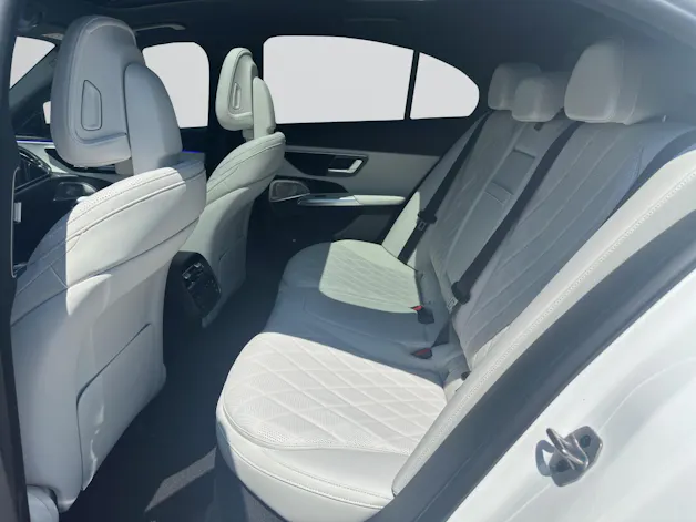 Mercedes-Benz E 400 e 4Matic EQ Hybrid 9G-Tronic