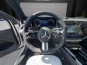 Mercedes-Benz E 400 e 4Matic EQ Hybrid 9G-Tronic