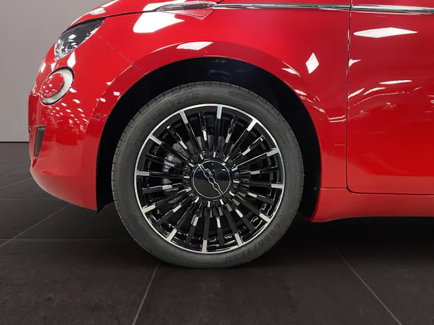 Fiat 500e 3+1 La Prima