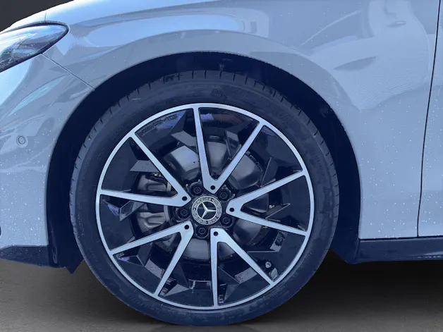 Mercedes-Benz CLA 200 8G-DCT